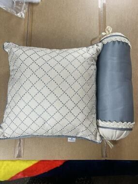 Waterford Linens Cushion Gray 40 X 40 Cm Traditional Geometric Polyester Blend